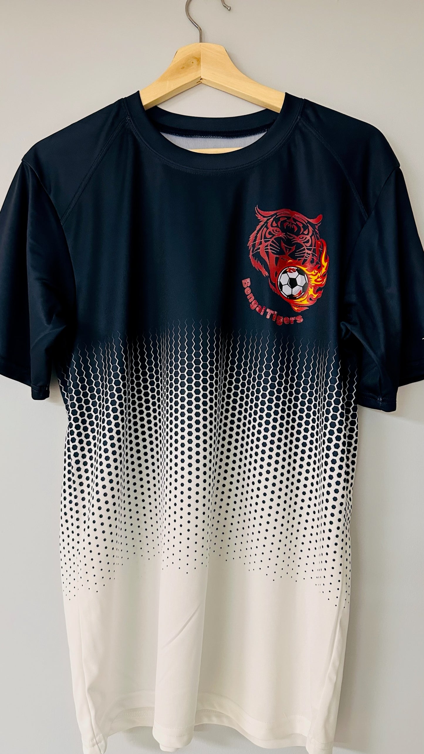 Custom Soccer & Sports Jerseys – Youth & Adult Team Uniforms